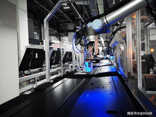 長虹變身 黑科技引領(lǐng)，第二個(gè)甲子年五大關(guān)鍵點(diǎn)全解析