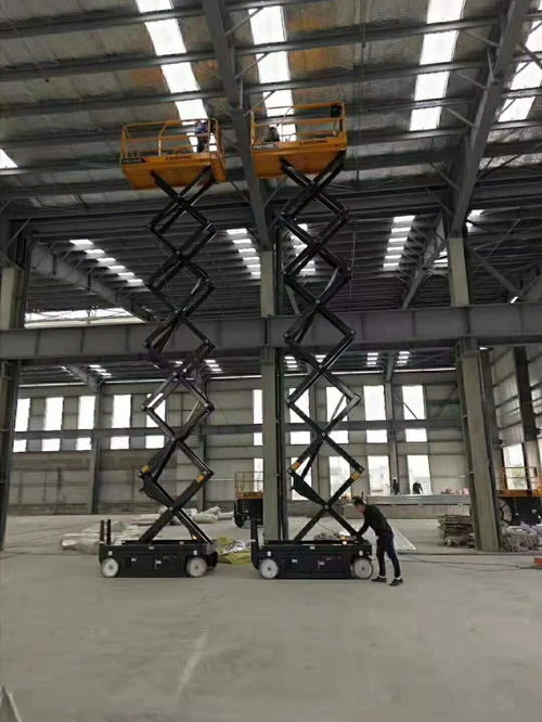 高效轉(zhuǎn)運，精準吊裝——新華50噸吊車助力工地鋼筋轉(zhuǎn)運與機械設備租賃